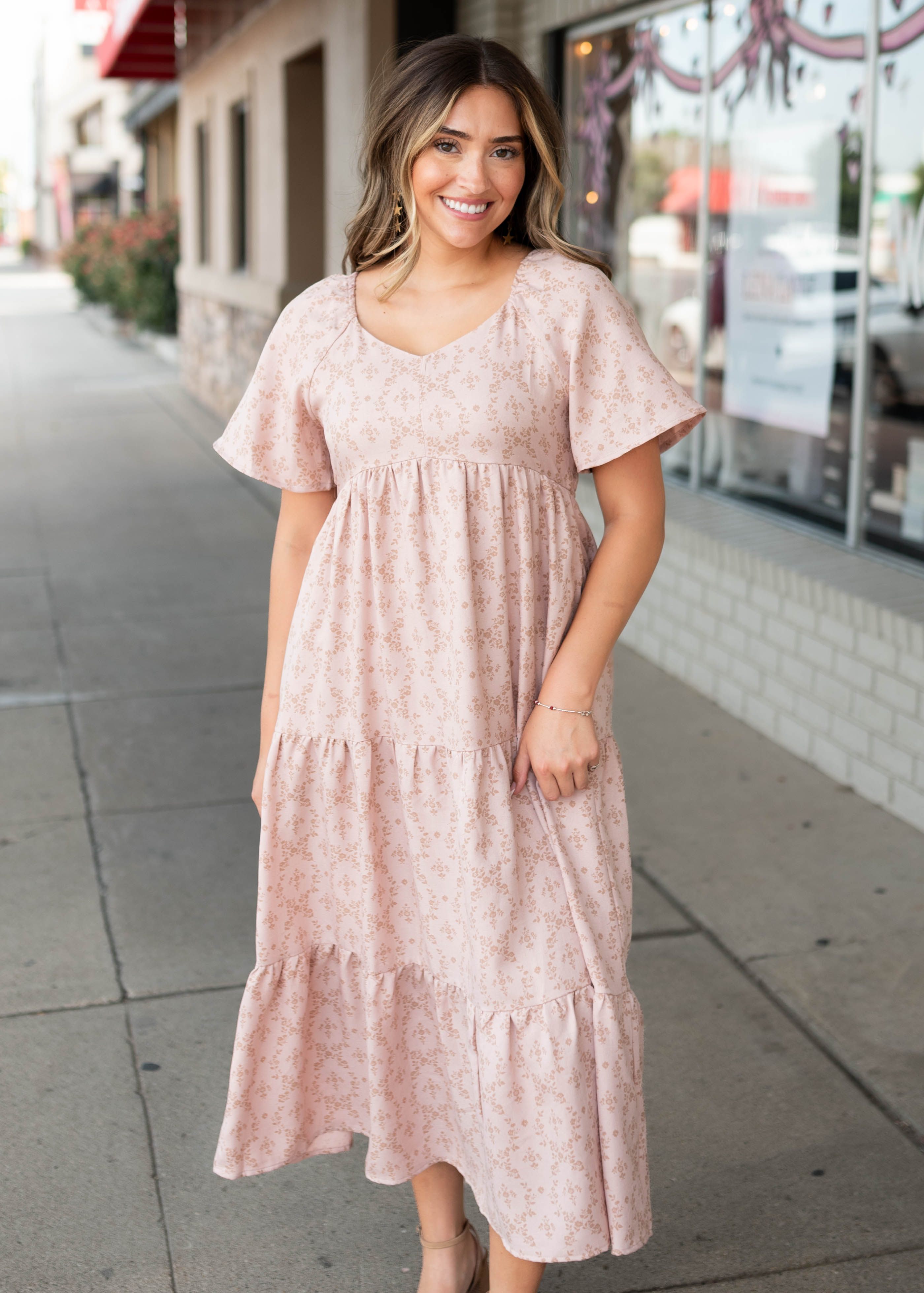 floral layered dress Abigail Dusty Rose Tiered Green A-Line Evening Maxi Step into a modern golden bride wedding dress Option:50