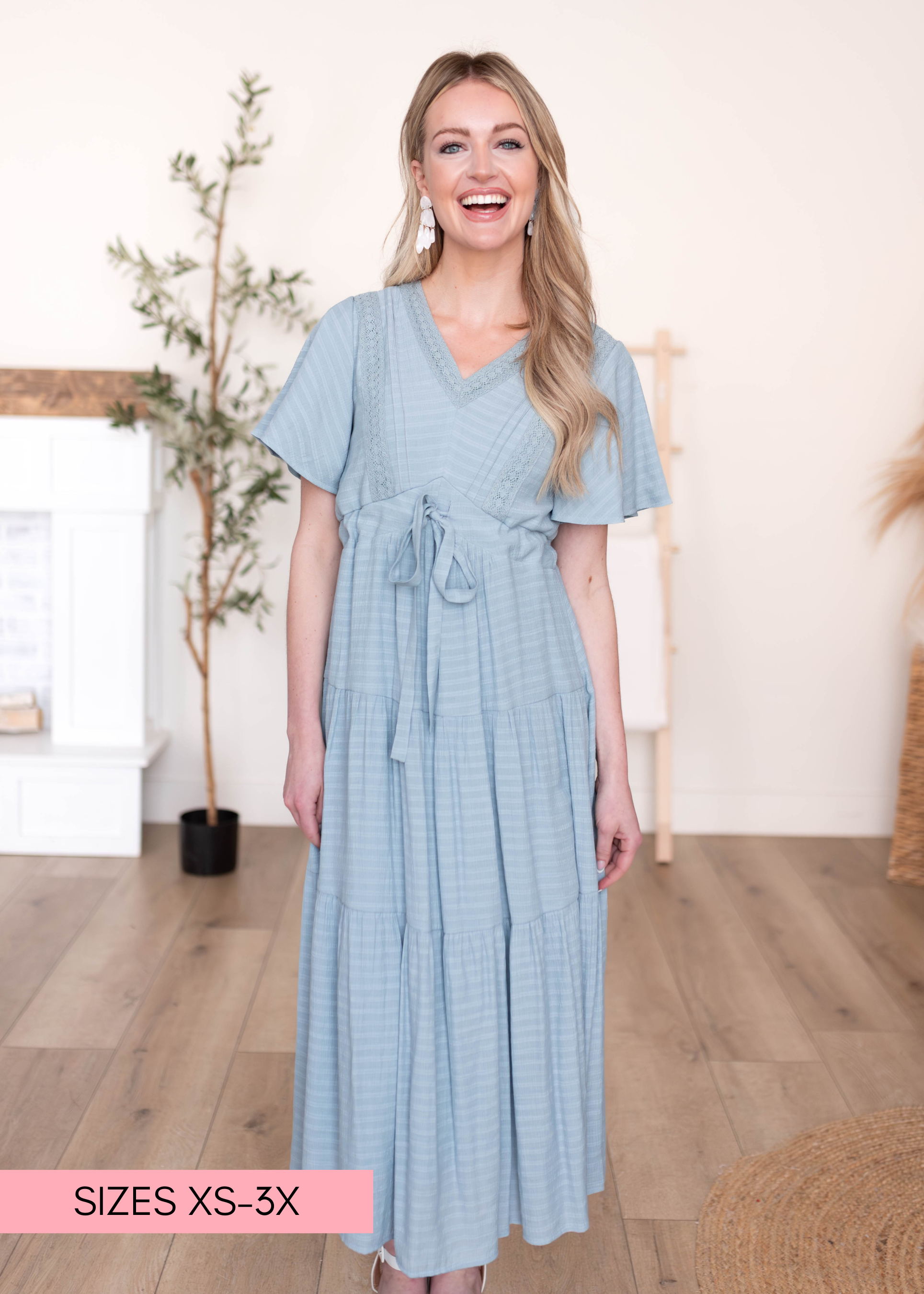 dusty blue tiered dress Emilee Textured YGroup_bliss-bow-dress Spaghetti Straps Sleeves Size:39.5 (US 9) Black Cocktail Dresses: Elegant