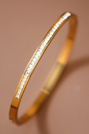 Ainsley 18K Gold Bangle Bracelet