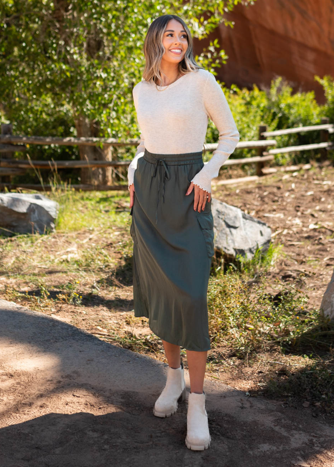 Side pocket dark olive cargo skirt