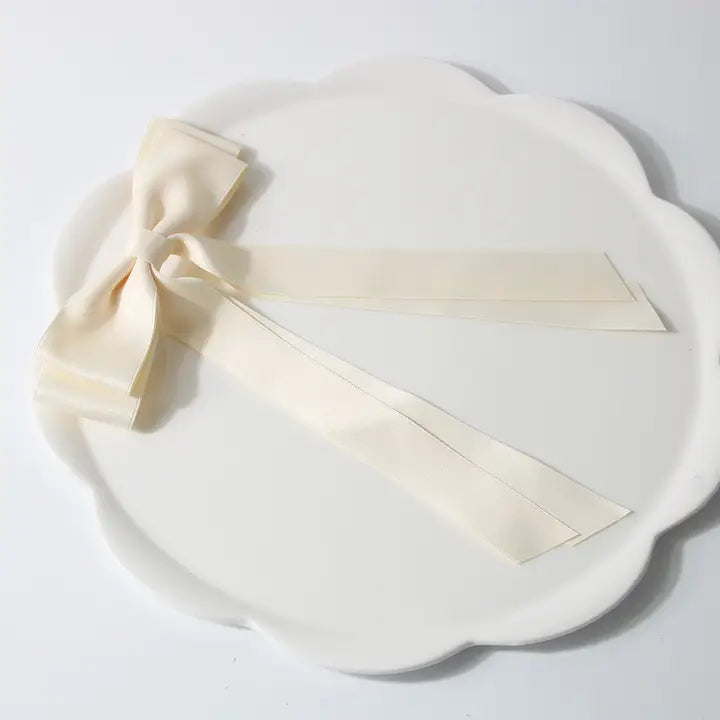 Remi Cream Bow