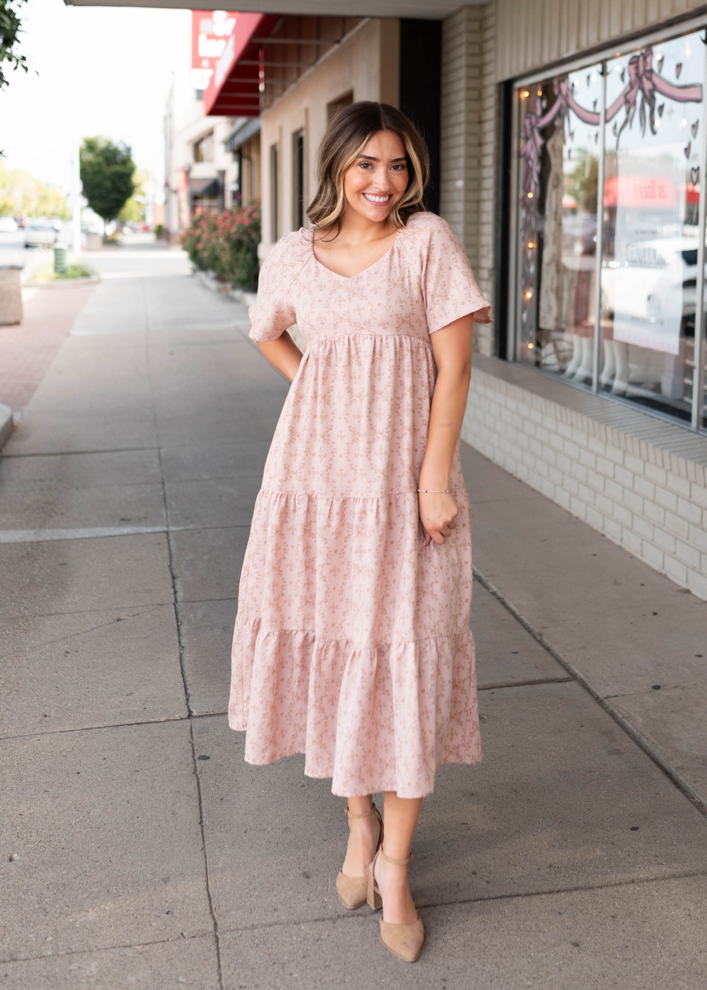 ladies tiered dresses Abigail Dusty Rose Floral Dress colour-family-blue Care 100% Polyester Lightweight Size:(XL)/44 Dressing Room Porn Videos