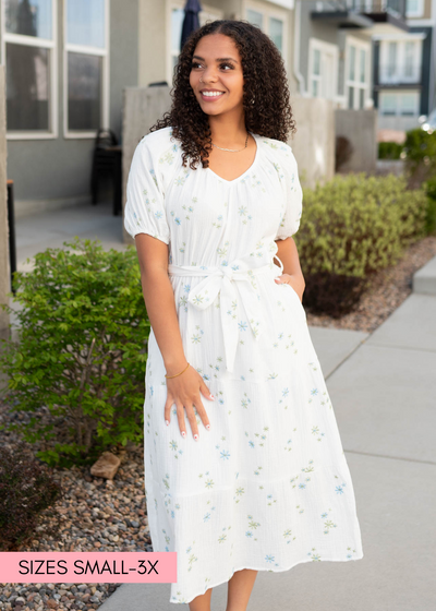 White flower embroidered dress