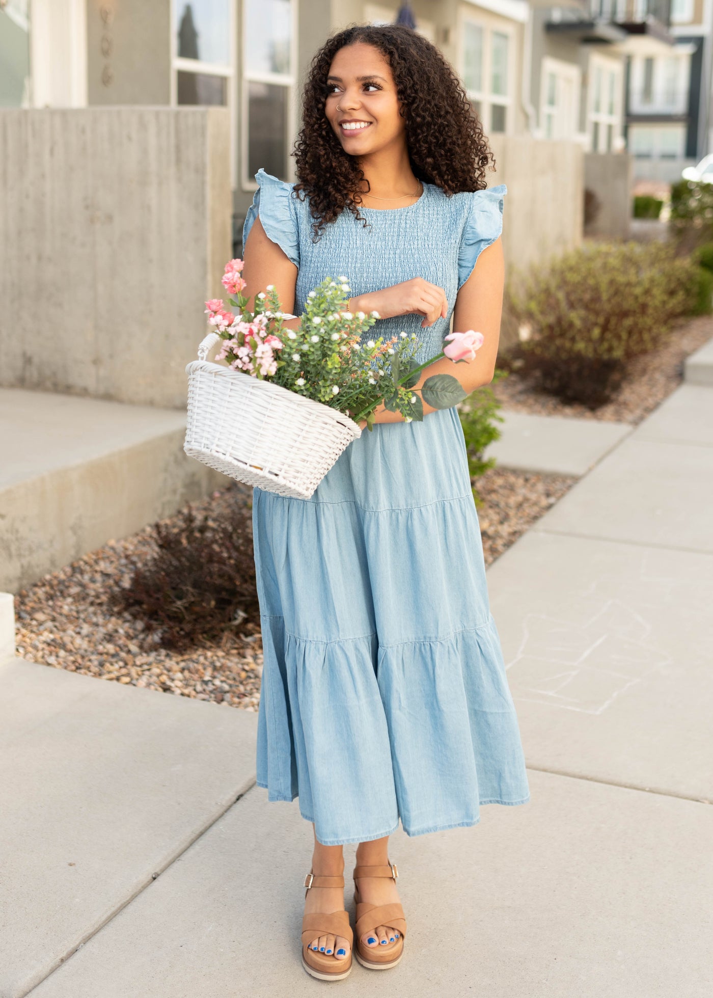 Chambray tieed dress with capped ruffle sleeves