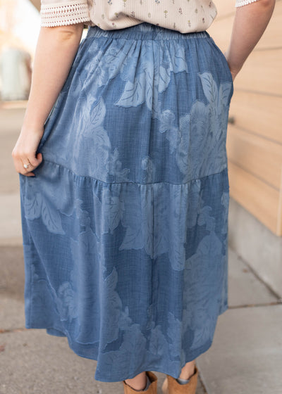 Back view of the chambrey tired skirt