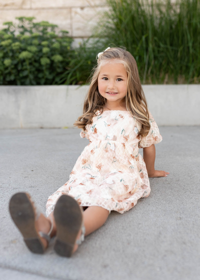 Short sleeve ivory floral lace little girls dress