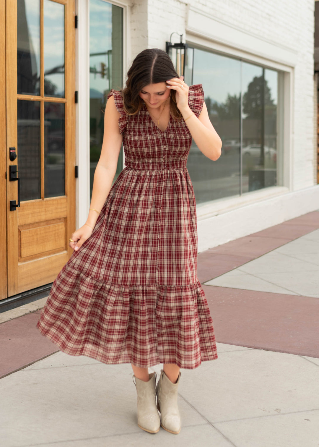 checkered dress clothing Savannah Plaid Smocked Midi SPRING 2 Babydoll fit Size:15.5 x 32 Navy Blue Oxford Shoes