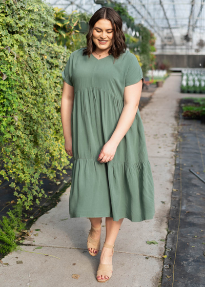 Short sleeve plus size jade tiered dress