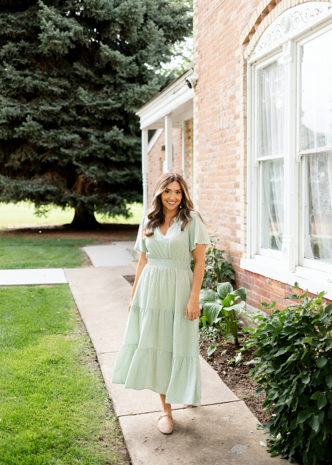 sage green polka dot draped underwire detail midi dress PrettyLittleThing Women's Polka Dot Draped Underwire Detail Midi Dress in Sage Green