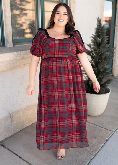 Red plaid bow dress in plus size 