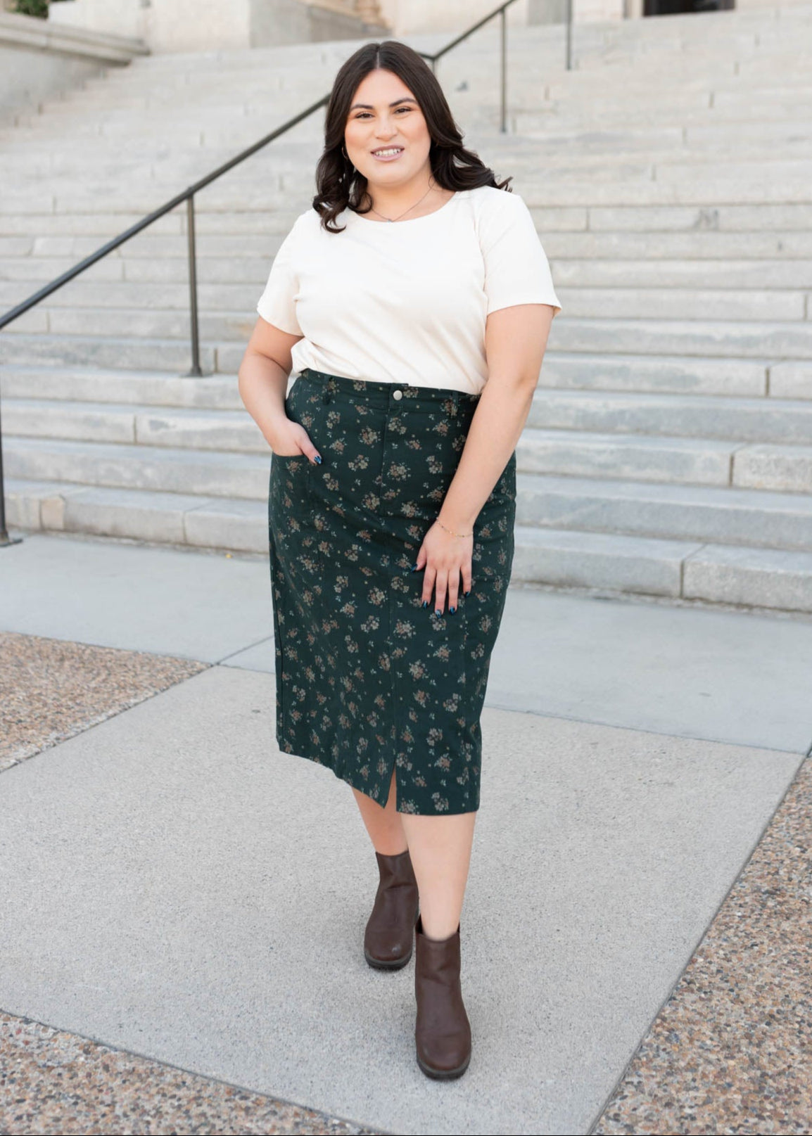 Modest green floral pencil skirt in plus size