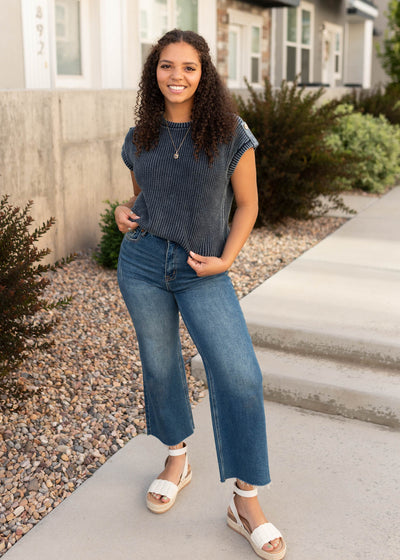 Modest navy knit sweater with out sleeves