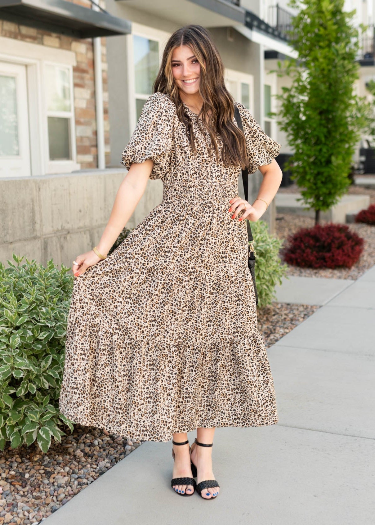 Leopard print dress with pockets