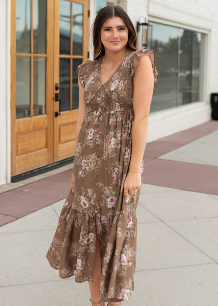 brown smocked dress Britney & Blush Floral stella laguna beach black pdpcolor: Black 23.0 Hips Color:Rose Multi