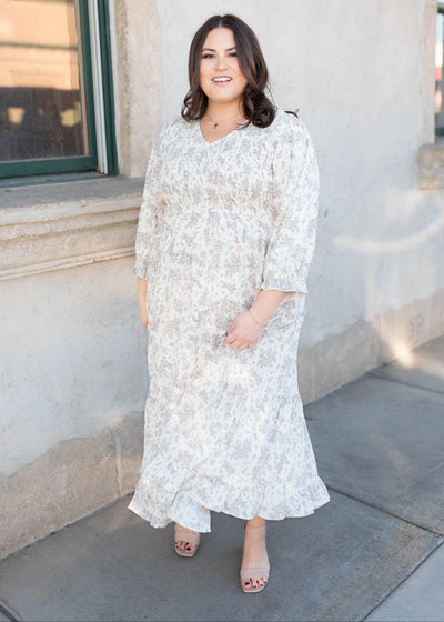 Lena & Lou plus size ivory floral dress