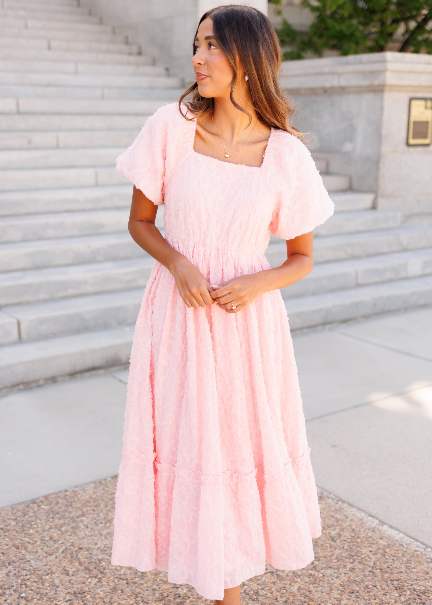 Short sleeve pink floral textured dress
