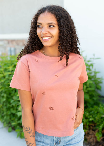 Short sleeve terracotta cowgirl tee