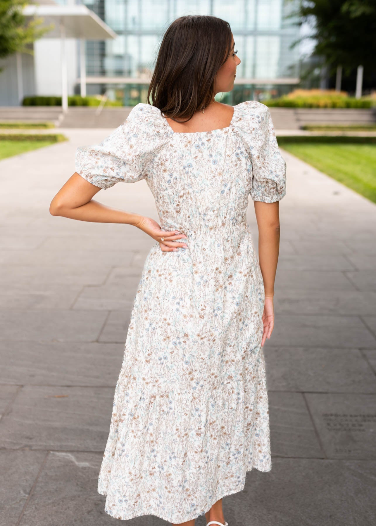 Back view ofthe cream floral dress