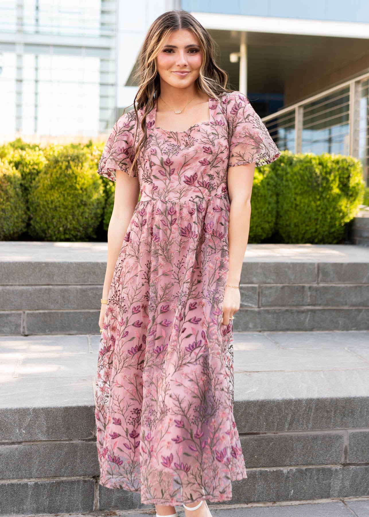 Short sleeve antique pink embroidered dress