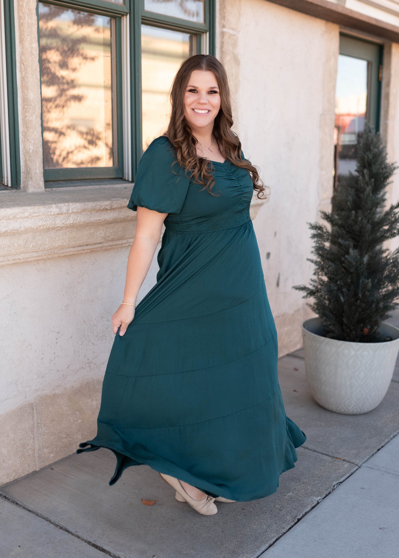 Green smocked dress with pockets in plus size