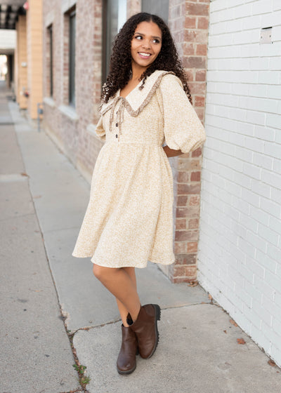 WIde ruffle collar taupe floral dress