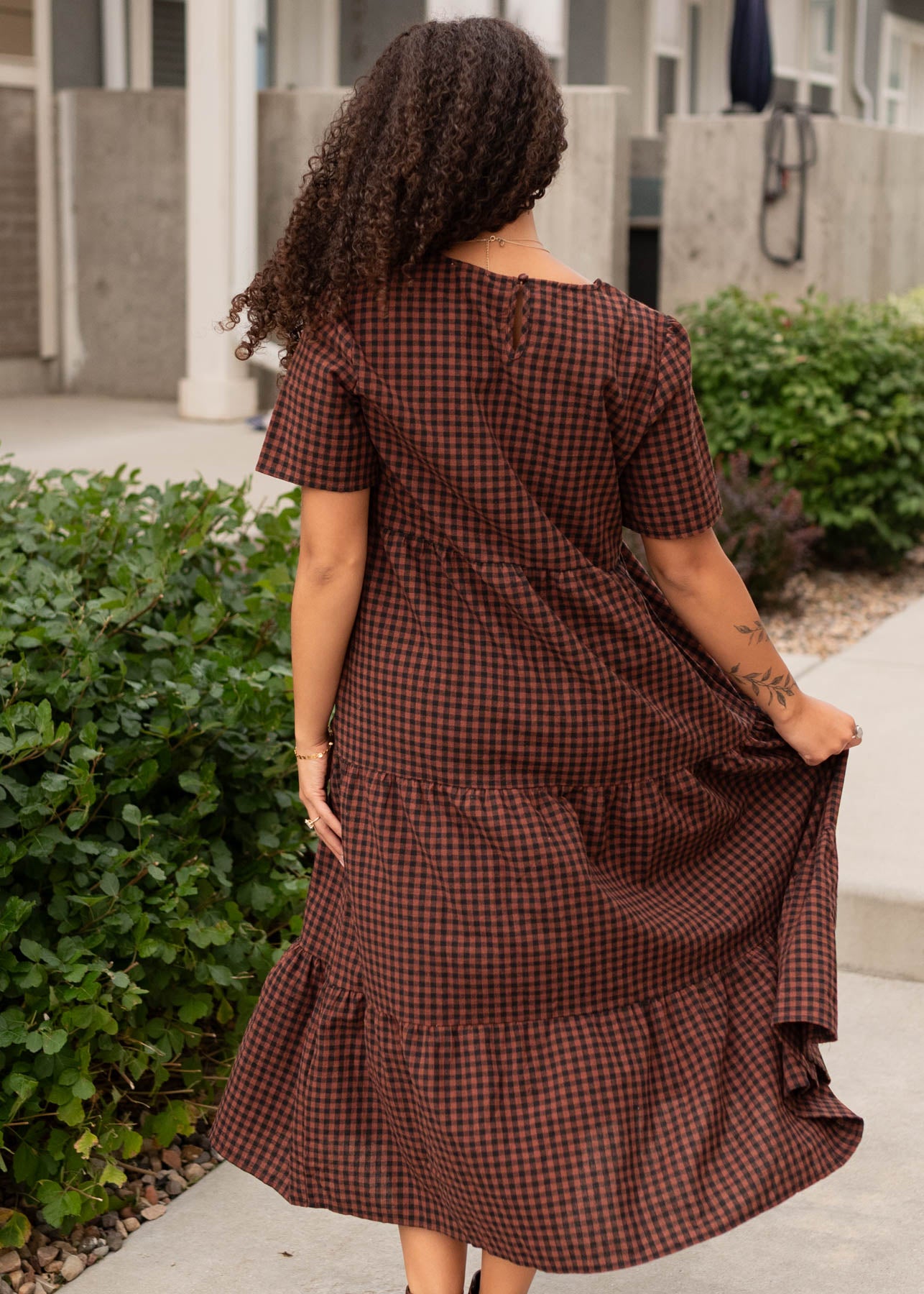 Back view of the sienna gingham dress