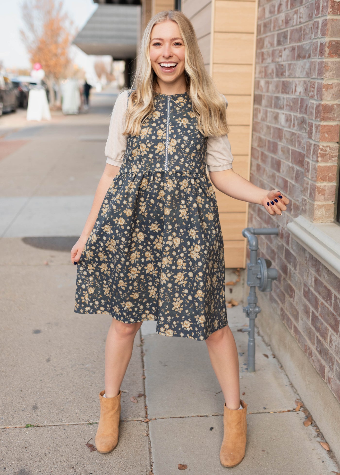 Sleeveless navy floral denim dress
