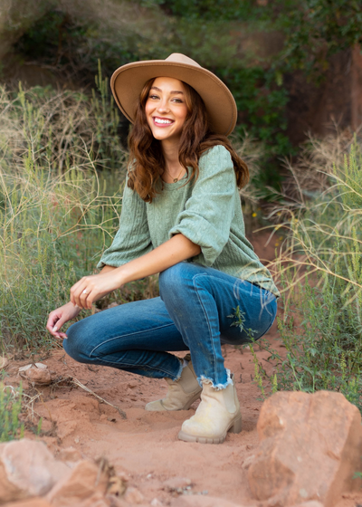 3/4 sleeve sage top