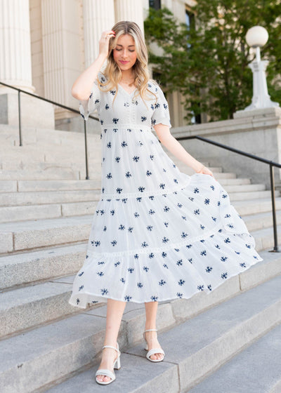 White embroidered dress with short sleeves