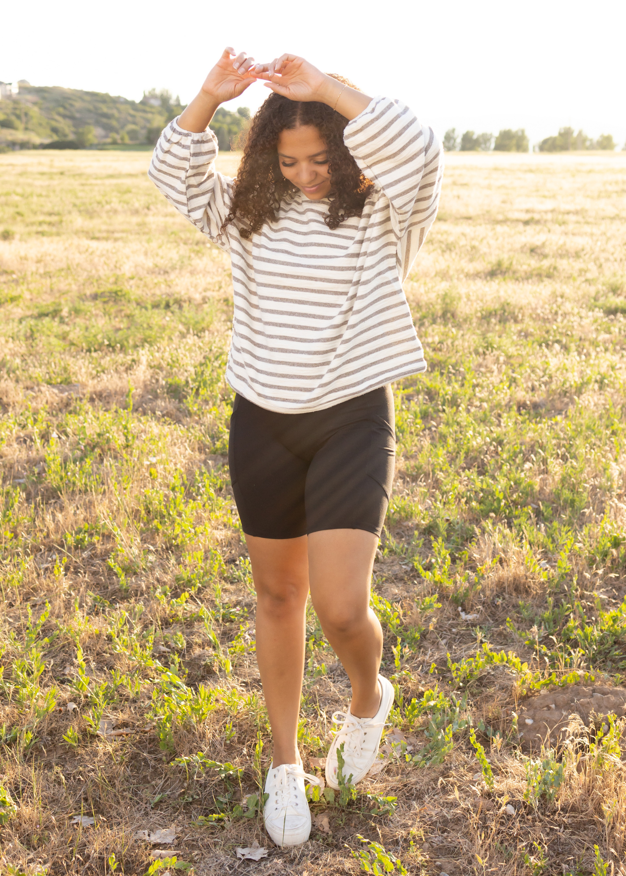 Long sleeve heather gray top