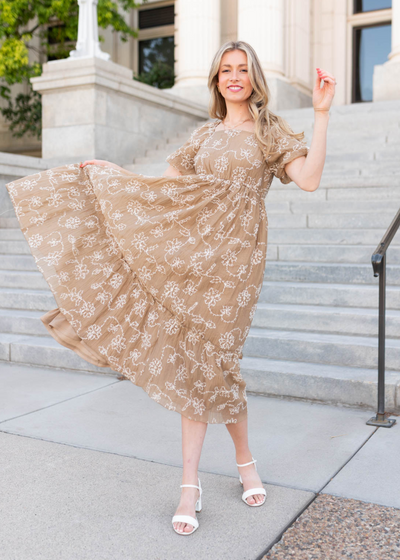 Light mocha embroidered dress with short sleeves
