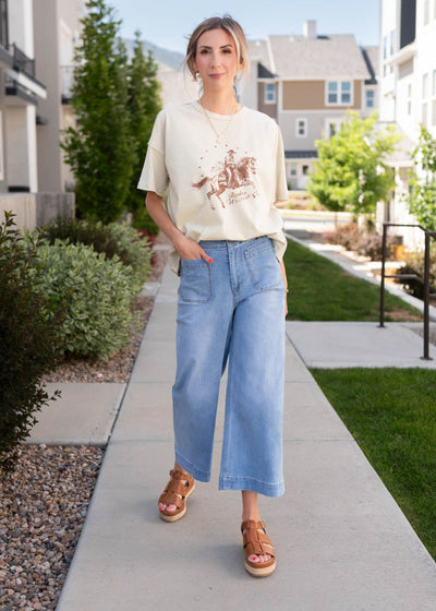 Denim pants with stitched front pockets
