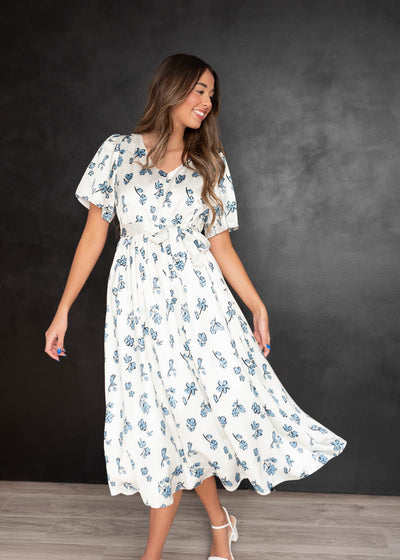 Short sleeve blue floral dress