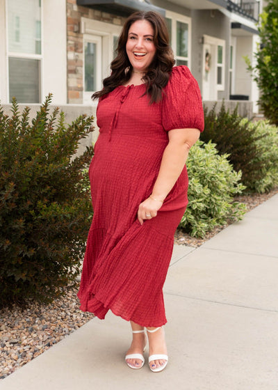 Short sleeve modest burgundy textured dress in plus size