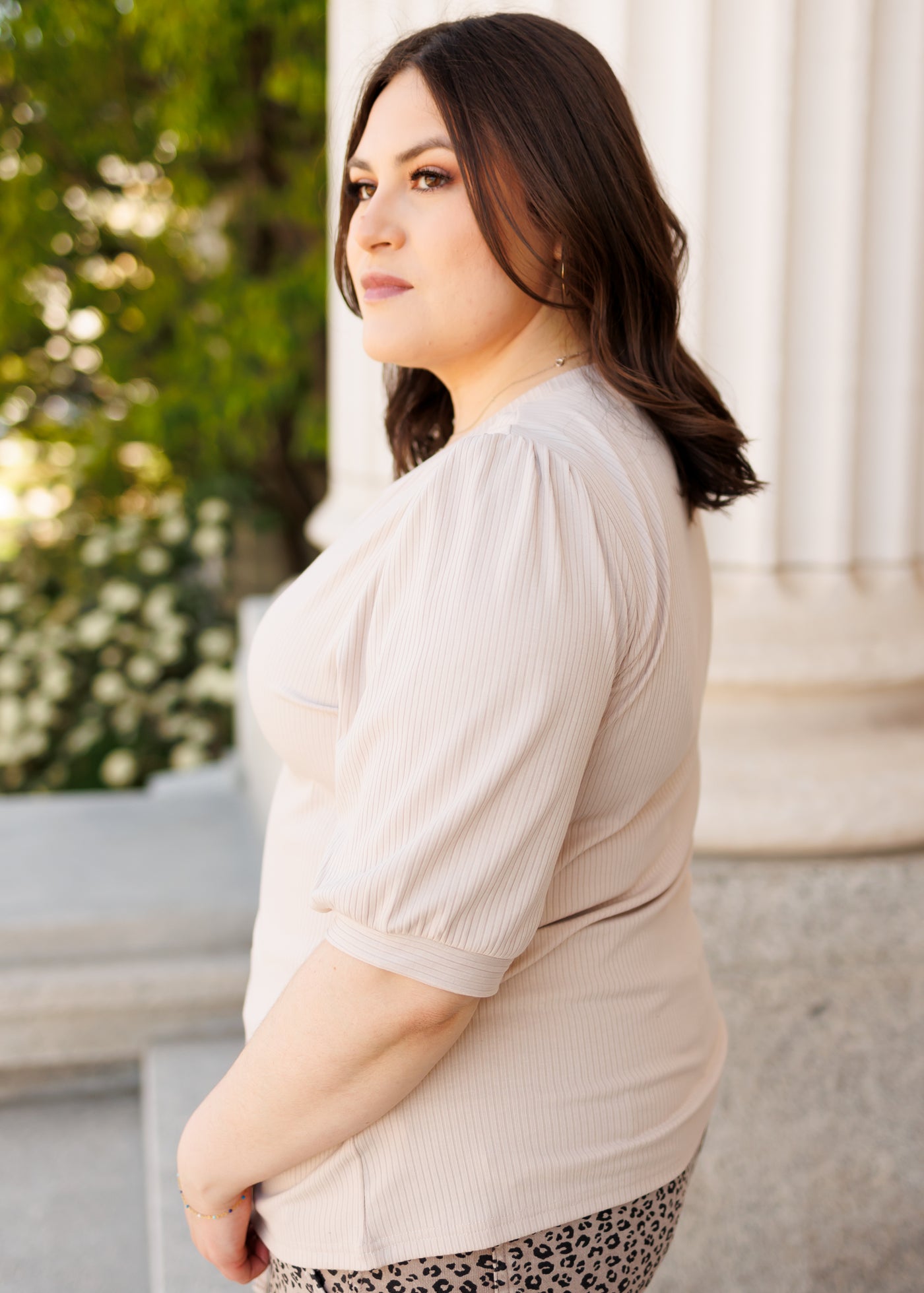 Side view of the plus size basic oatmeal top
