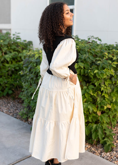 Three quarter sleeve black sweater vest dress with pockets