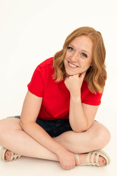 Red short sleeve t-shirt