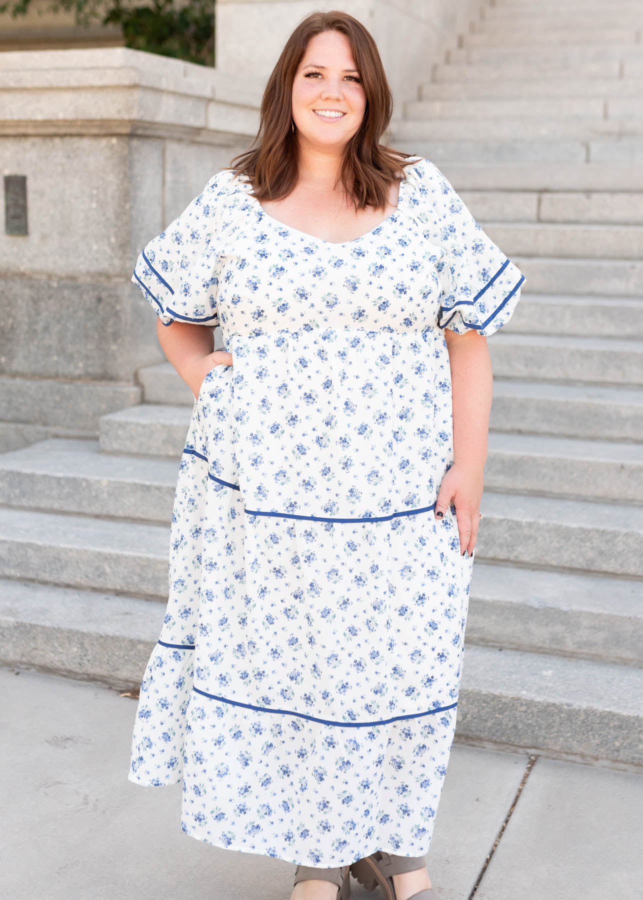 Plus size cream floral pattern dress with  pockets