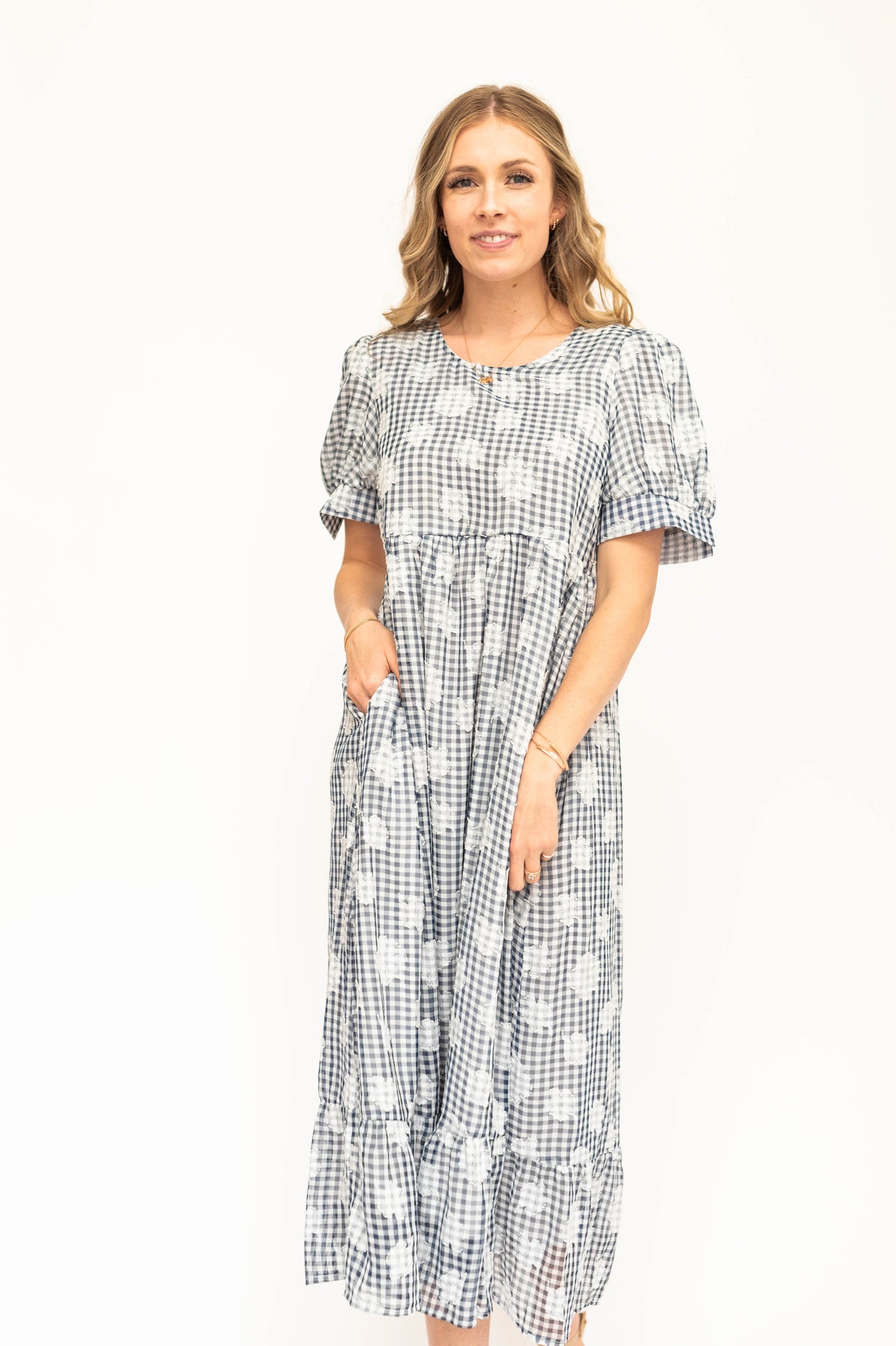 Short sleeve navy dress with white flowers