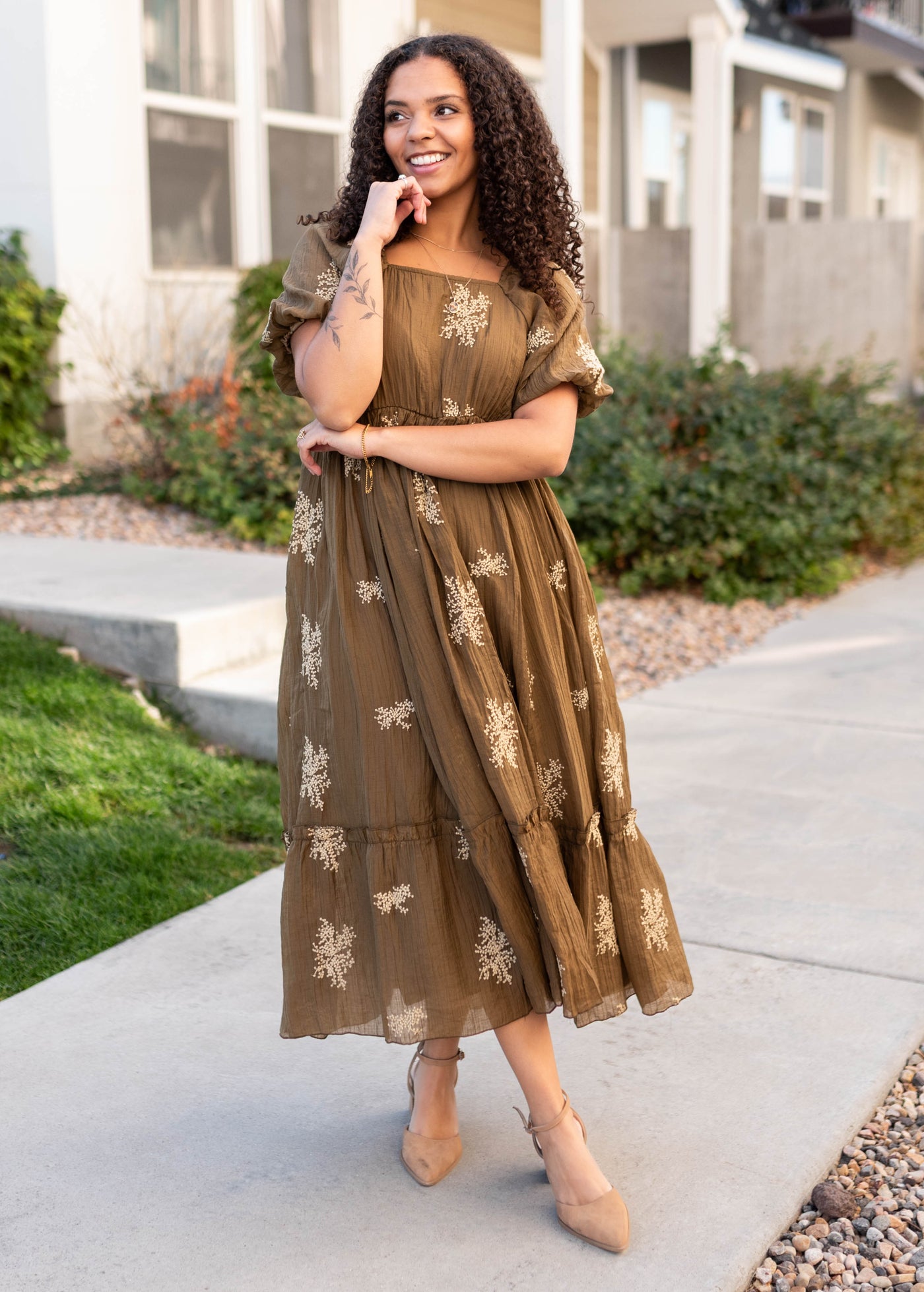 Modest short sleeve khaki embroidered dress