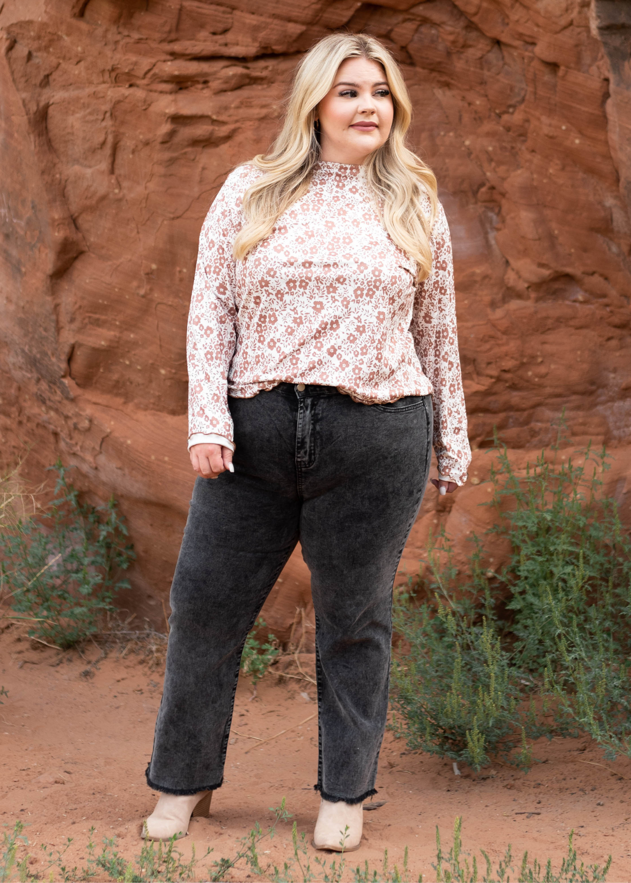 Plus size black pants