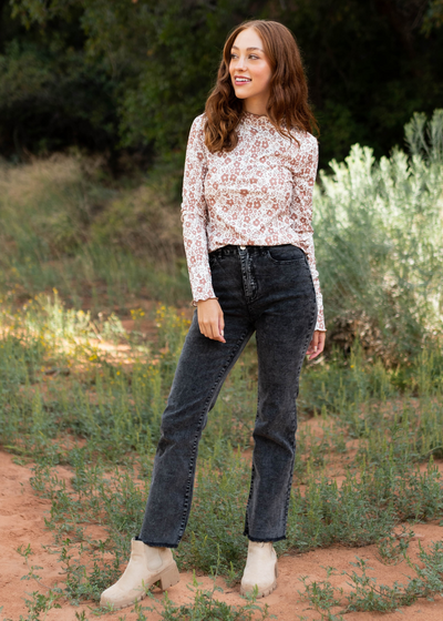 Straight leg black pants