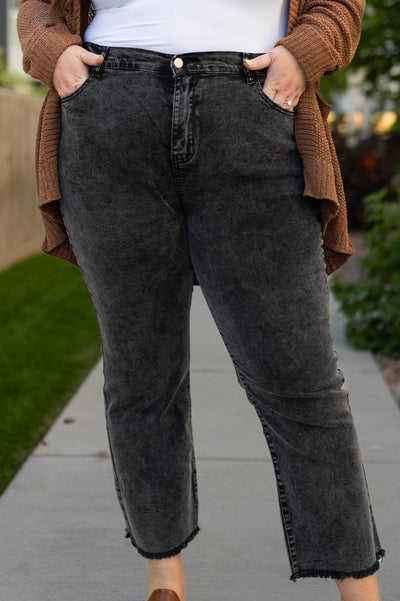Plus size crop black pants