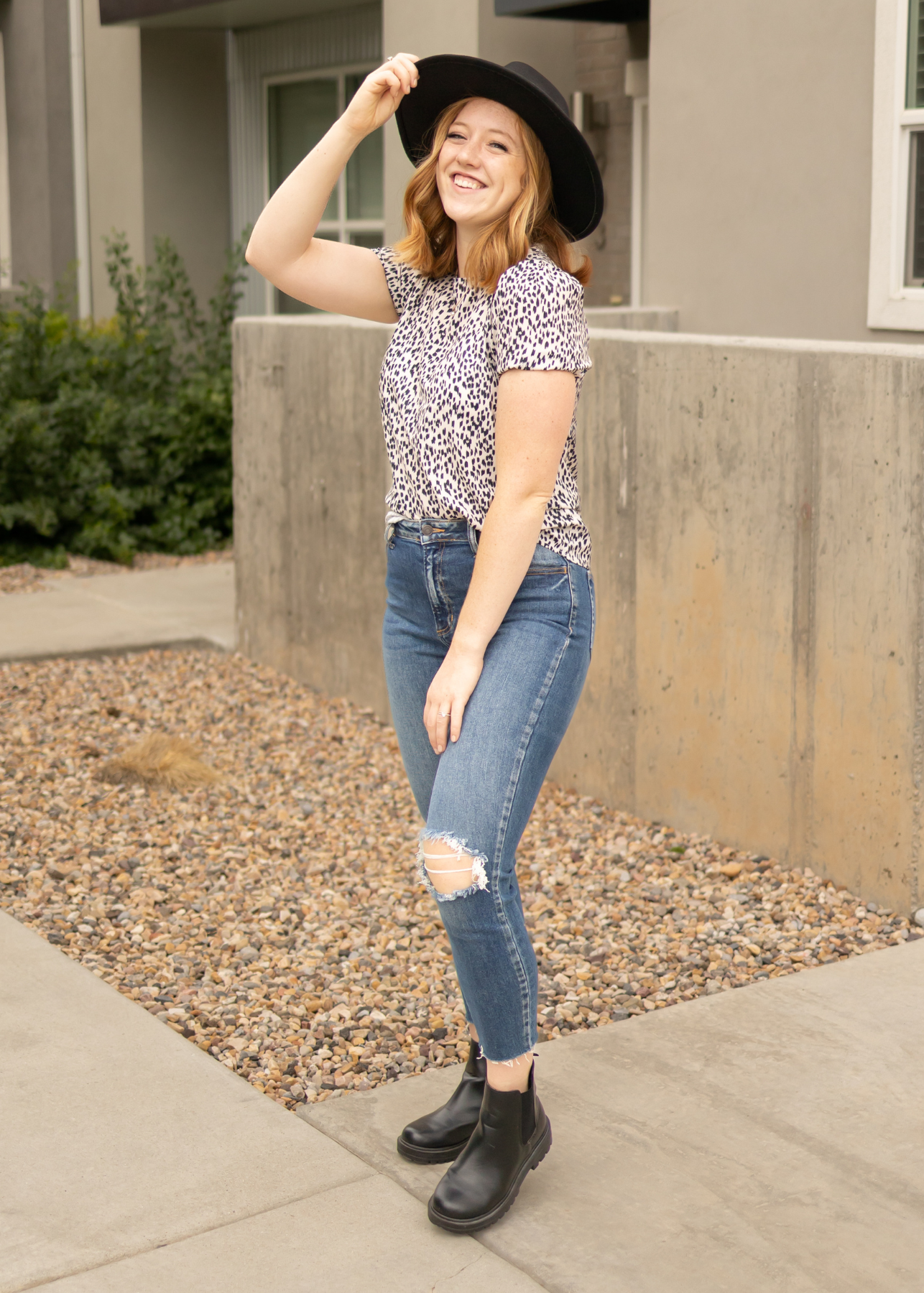 Ivory top with short sleeves