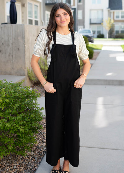 Black knot strap overall