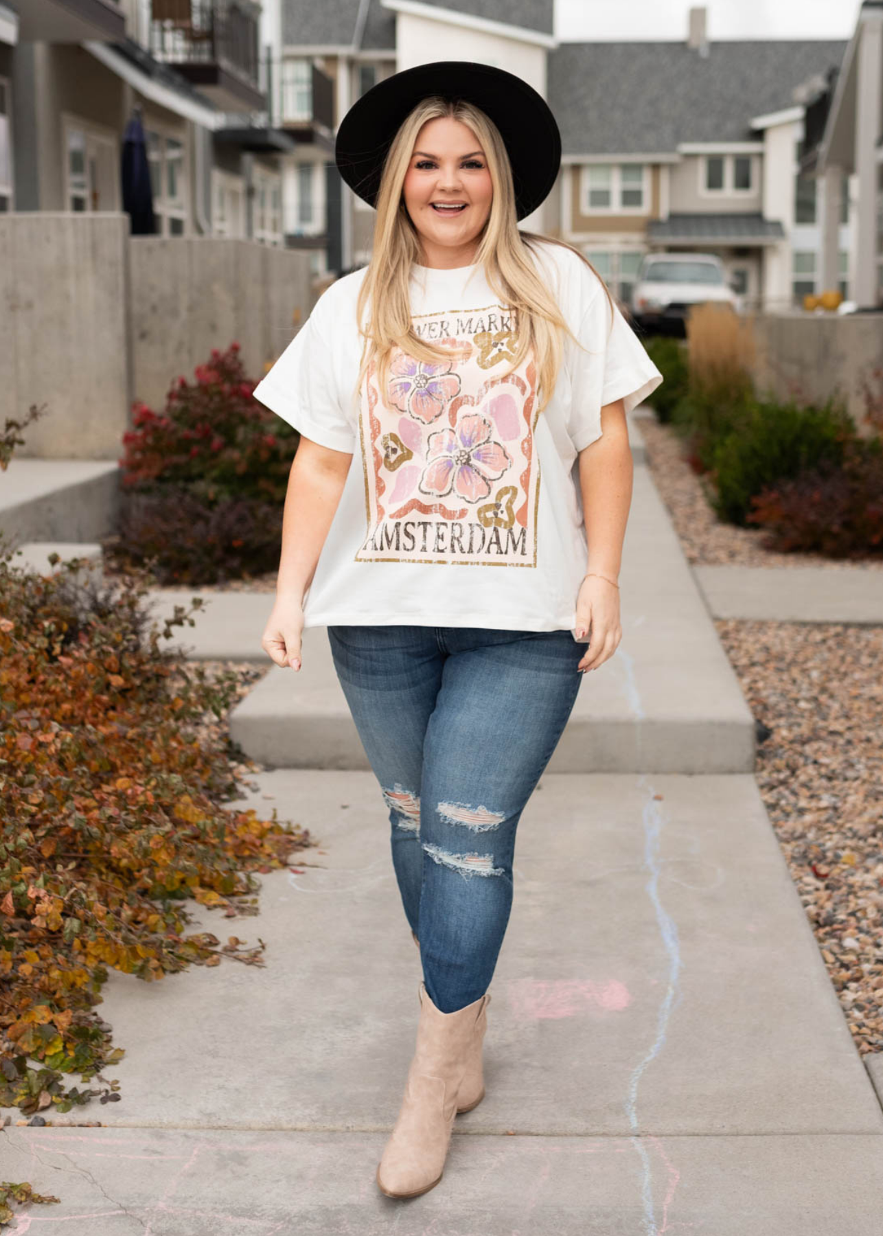 Short sleeve plus size flower market t-shirt