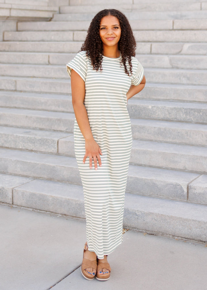 Long Dresses Casual Knee Length Shirt Dress Kaelin Green Striped T-Shirt Dress Polagram Lena Layne Long Dresses Casual Knee Length Shirt Dress Kaelin Green Striped T-Shirt Dress Polagram Lena Layne