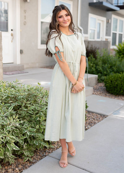 Sage dress with short sleeves