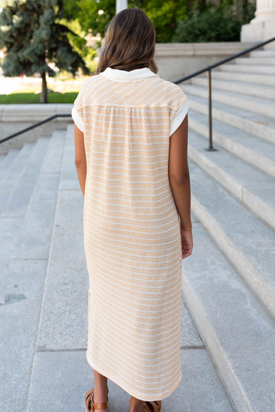 Back view of the yellow knit t-shirt dress