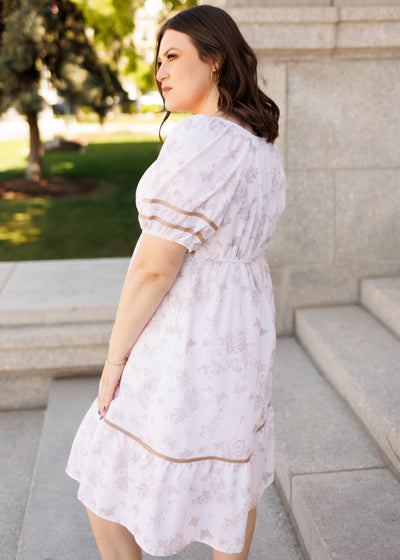 Side view of the plus size natural floral dress 